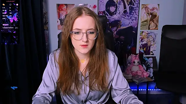 luna berryy online show from December 14, 2024, 7:46 pm