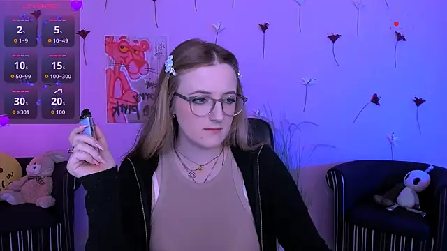 Snapshot of luna_berryy chatting on May 2, 2026, 8:14 pm luna berryy online show from May 2, 2026, 8:14 pm