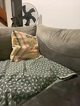 Snapshot of XtentationMG chatting on September 27, 2025, 6:35 pm XtentationMG online show from September 27, 2025, 6:35 pm