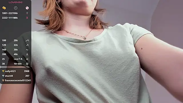 Snapshot of Chloe_princesss chatting on January 31, 2025, 9:16 am Chloe princesss online show from January 31, 2025, 9:16 am