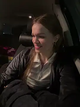 Snapshot of KitteCat chatting on December 26, 2024, 2:48 pm KitteCat online show from December 26, 2024, 2:48 pm