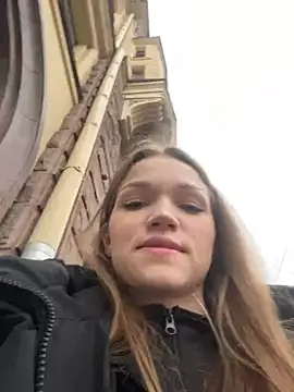 Snapshot of KitteCat chatting on January 30, 2025, 10:50 am KitteCat online show from January 30, 2025, 10:50 am