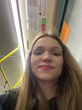 Snapshot of KitteCat chatting on February 11, 2025, 6:33 pm KitteCat online show from February 11, 2025, 6:33 pm