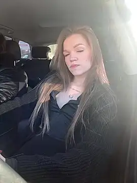 Snapshot of KitteCat chatting on February 21, 2025, 10:07 am KitteCat online show from February 21, 2025, 10:07 am