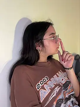 Snapshot of Cassie-millers chatting on December 18, 2024, 6:03 pm Cassie-millers online show from December 18, 2024, 6:03 pm