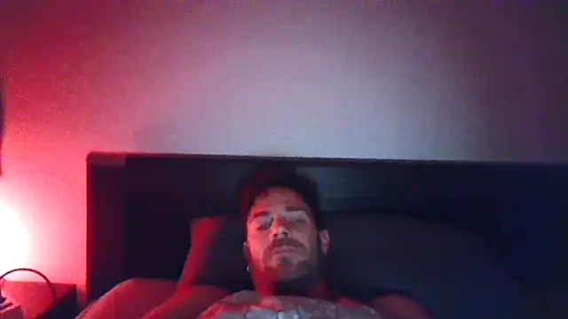 alpha-hunk online show from December 17, 2025, 9:21 pm