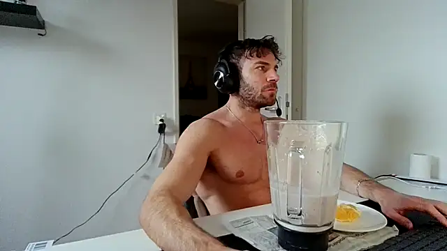 alpha-hunk online show from December 22, 2025, 11:18 am