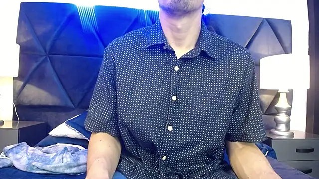 Snapshot of Sr_Magnus_ chatting on February 16, 2025, 2:00 pm Sr Magnus online show from February 16, 2025, 2:00 pm