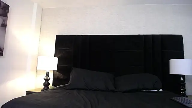 Snapshot of Sr_Magnus_ chatting on March 18, 2025, 4:15 am Sr Magnus online show from March 18, 2025, 4:15 am