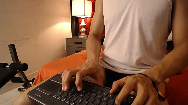 Sr Magnus  online show from February 20, 2026, 6:26 am