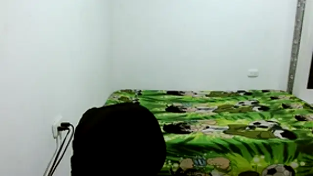 estefania224 online show from July 28, 2026, 10:32 am