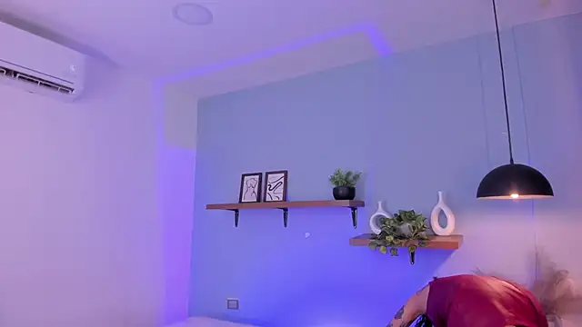 Snapshot of maddy_walker chatting on November 5, 2025, 12:16 pm maddy walker online show from November 5, 2025, 12:16 pm