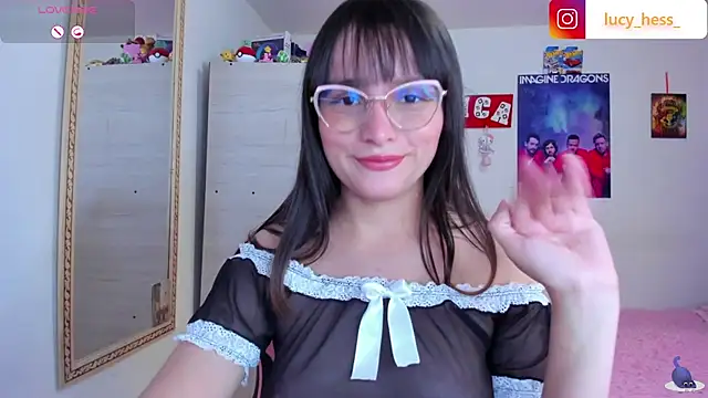 Lucyy-hess online show from June 26, 2026, 4:44 pm