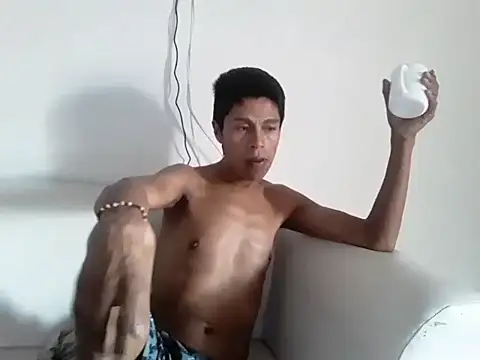 dani07- online show from February 3, 2025, 7:31 pm