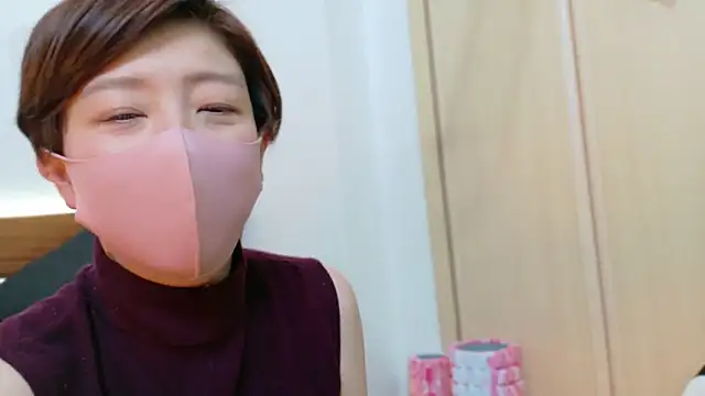 Snapshot of Risa_06 chatting on January 31, 2025, 3:33 pm Risa 06 online show from January 31, 2025, 3:33 pm