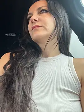 -OLYA- online show from February 18, 2026, 7:37 am