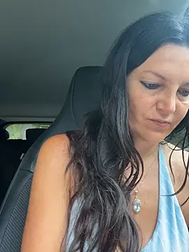 Snapshot of -OLYA- chatting on June 9, 2026, 6:14 am -OLYA- online show from June 9, 2026, 6:14 am