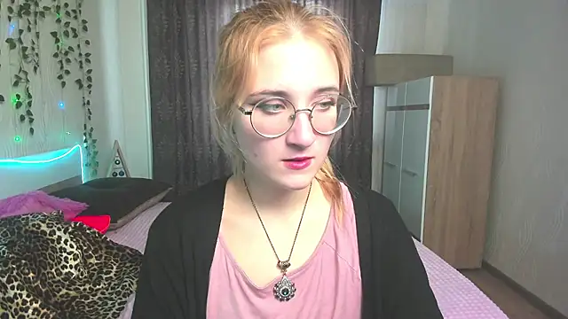 Miss Elsa  online show from December 22, 2024, 7:11 am