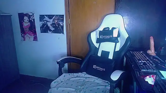 Snapshot of gigiqueen_18 chatting on December 11, 2024, 10:58 am gigiqueen 18 online show from December 11, 2024, 10:58 am