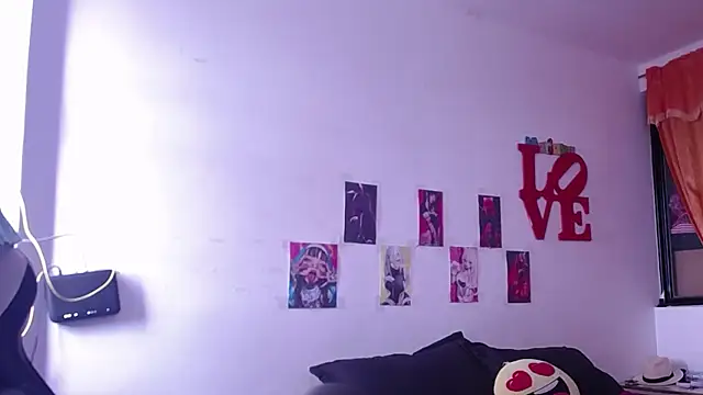 Snapshot of gigiqueen_18 chatting on October 21, 2025, 3:46 pm gigiqueen 18 online show from October 21, 2025, 3:46 pm