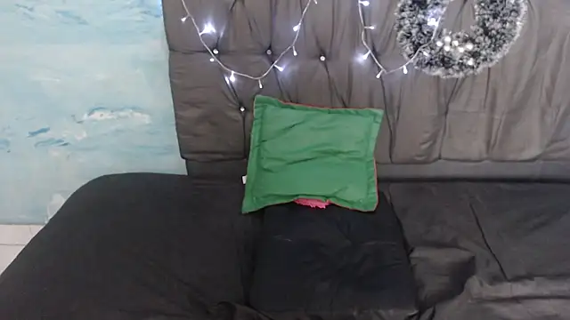 Snapshot of Camila_TransGirl chatting on January 28, 2025, 10:23 pm Camila TransGirl online show from January 28, 2025, 10:23 pm