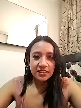 Snapshot of cami_victoria chatting on December 4, 2024, 7:12 pm cami victoria online show from December 4, 2024, 7:12 pm
