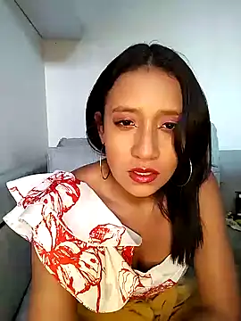 Snapshot of cami_victoria chatting on December 12, 2024, 7:15 pm cami victoria online show from December 12, 2024, 7:15 pm