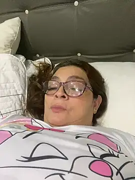 AntonellaAlondra4 online show from February 21, 2025, 4:29 am