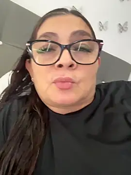 Snapshot of AntonellaAlondra4 chatting on May 22, 2026, 6:02 pm AntonellaAlondra4 online show from May 22, 2026, 6:02 pm