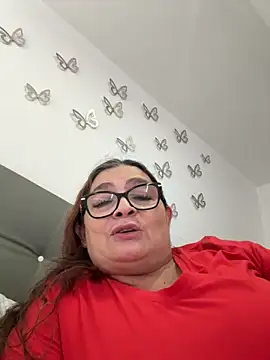 Snapshot of AntonellaAlondra4 chatting on June 2, 2026, 4:42 pm AntonellaAlondra4 online show from June 2, 2026, 4:42 pm