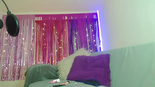 Snapshot of princesskitty111 chatting on February 3, 2025, 7:10 pm princesskitty111 online show from February 3, 2025, 7:10 pm