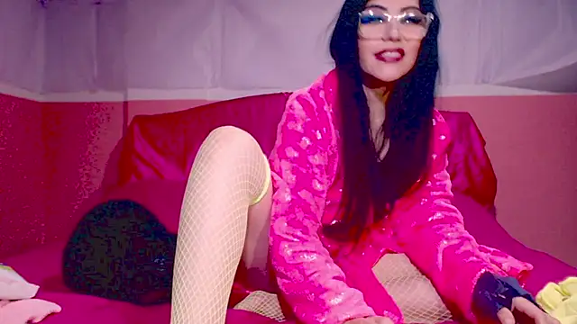 Snapshot of Ary_z chatting on March 13, 2025, 6:48 am Ary z online show from March 13, 2025, 6:48 am