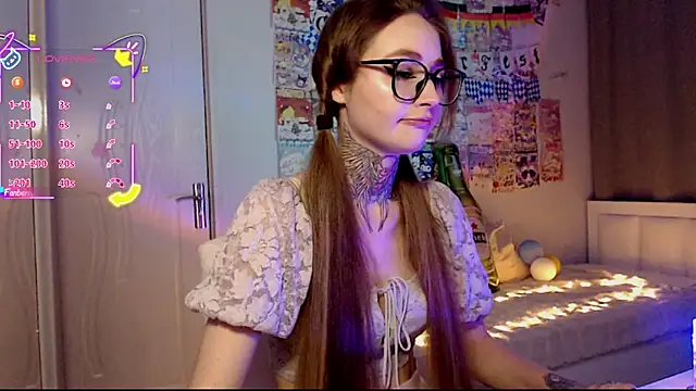 Milky way UwU online show from October 1, 2025, 4:46 pm