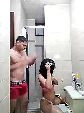 saraandstiven online show from March 13, 2025, 9:37 pm