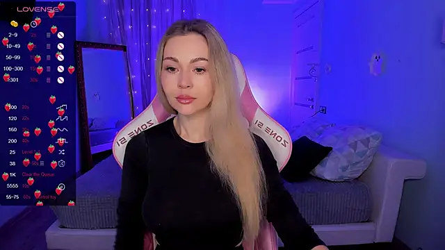 AdeleRoberts online show from December 1, 2025, 2:05 am