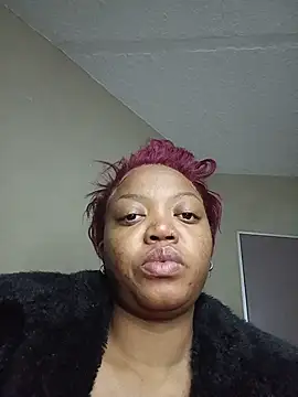 slimcate91 online show from May 19, 2026, 10:49 pm