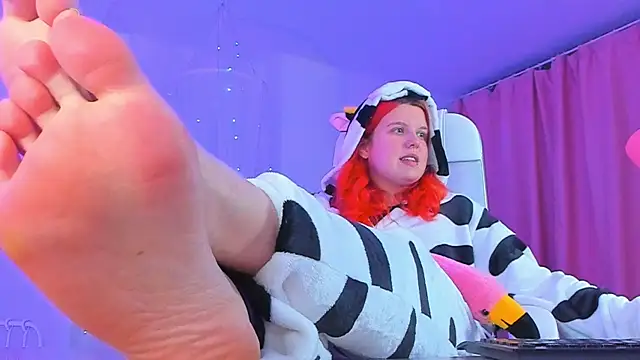 Snapshot of NielletaBlossom chatting on February 3, 2025, 8:35 pm NielletaBlossom online show from February 3, 2025, 8:35 pm