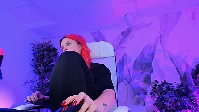 Snapshot of NielletaBlossom chatting on February 12, 2025, 11:40 am NielletaBlossom online show from February 12, 2025, 11:40 am