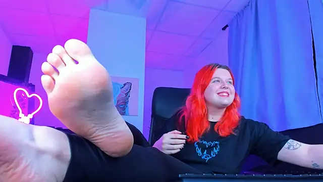 Snapshot of NielletaBlossom chatting on February 24, 2025, 8:27 am NielletaBlossom online show from February 24, 2025, 8:27 am