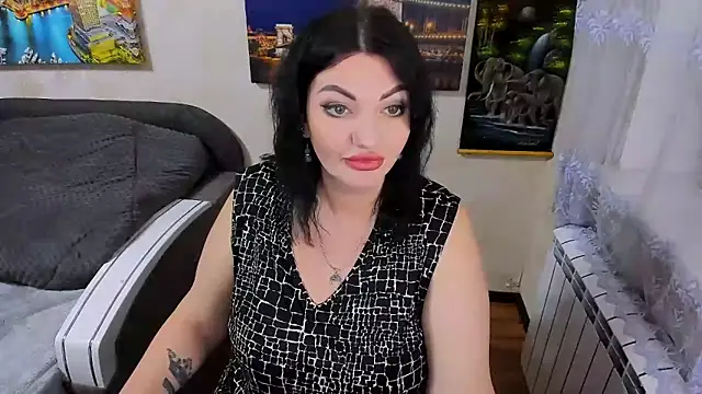 Lady Boom Wild  online show from February 28, 2026, 3:13 pm