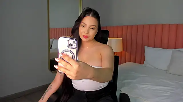 Snapshot of NathRossi chatting on February 7, 2025, 11:03 pm NathRossi online show from February 7, 2025, 11:03 pm