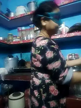 Snapshot of bobbyronak chatting on January 11, 2025, 1:11 pm bobbyronak online show from January 11, 2025, 1:11 pm