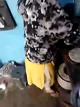 Snapshot of bobbyronak chatting on January 29, 2025, 5:19 am bobbyronak online show from January 29, 2025, 5:19 am