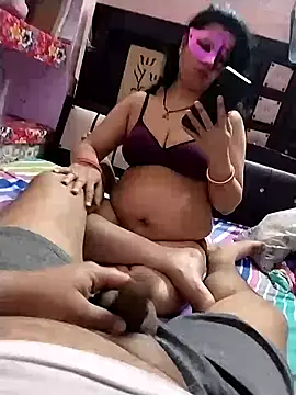 Snapshot of bobbyronak chatting on February 4, 2025, 6:49 pm bobbyronak online show from February 4, 2025, 6:49 pm