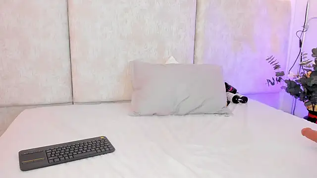 Astorath angel  online show from December 18, 2025, 12:11 pm