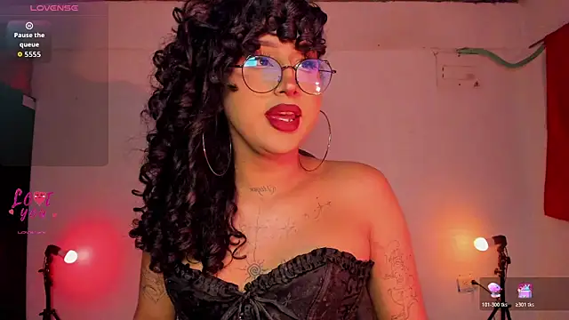 Snapshot of Heka_Prudence chatting on June 19, 2026, 3:11 am Heka Prudence online show from June 19, 2026, 3:11 am