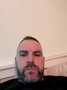 Deeptharot--001 online show from January 14, 2026, 8:25 pm