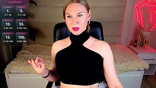 Angel Nikole online show from July 17, 2026, 1:45 am