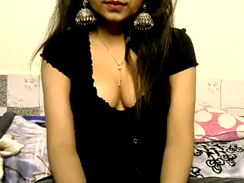 Snapshot of Sanjana_Gupta chatting on February 8, 2025, 6:43 am Sanjana Gupta online show from February 8, 2025, 6:43 am