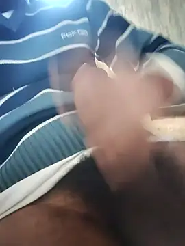 Snapshot of davidss57400 chatting on December 23, 2024, 4:44 am davidss57400 online show from December 23, 2024, 4:44 am